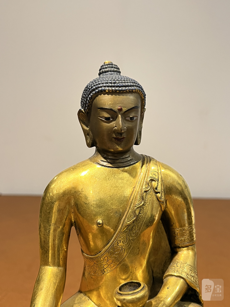 清 铜鎏金药师佛蒙古查娜巴扎尔风格 - 图6